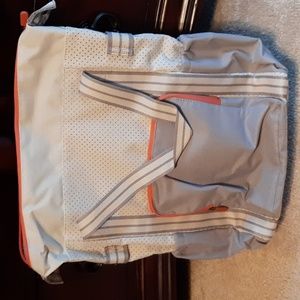 Thirty-One Day Away Backpack - Whisper Grey Colorblock ♥ NEW!!